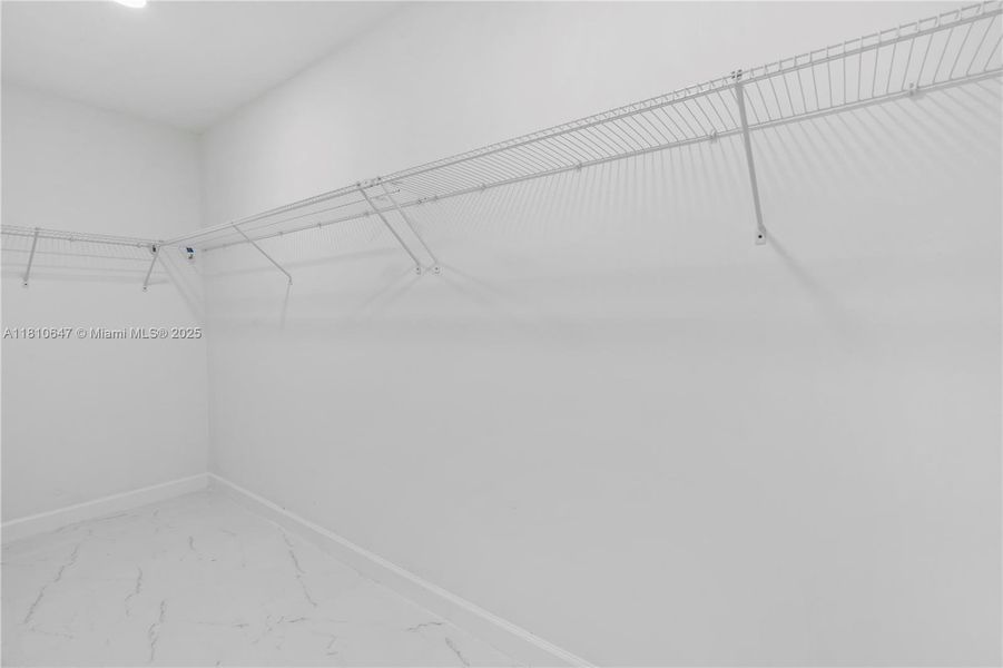 Image 22 of a home in .