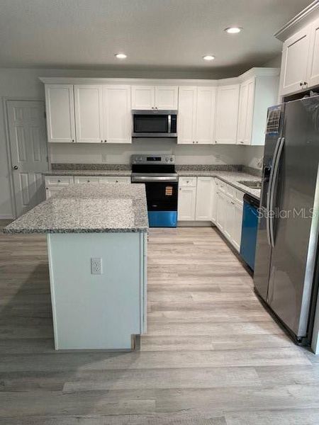 Furnished interior view inside a new home in , Gainesville (Image 4).