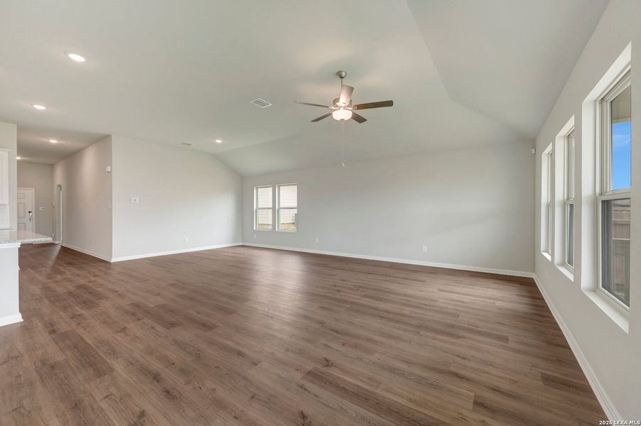 Spacious, unfurnished interior of a new home in Greenspoint Heights, Seguin (Image 42). Spacious, unfurnished interior of a new home in Greenspoint Heights, Seguin (Image 42).