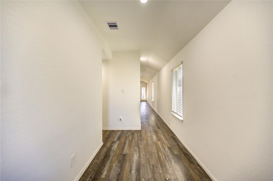 Spacious, unfurnished interior of a new home in Breckenridge Forest, Spring (Image 32).