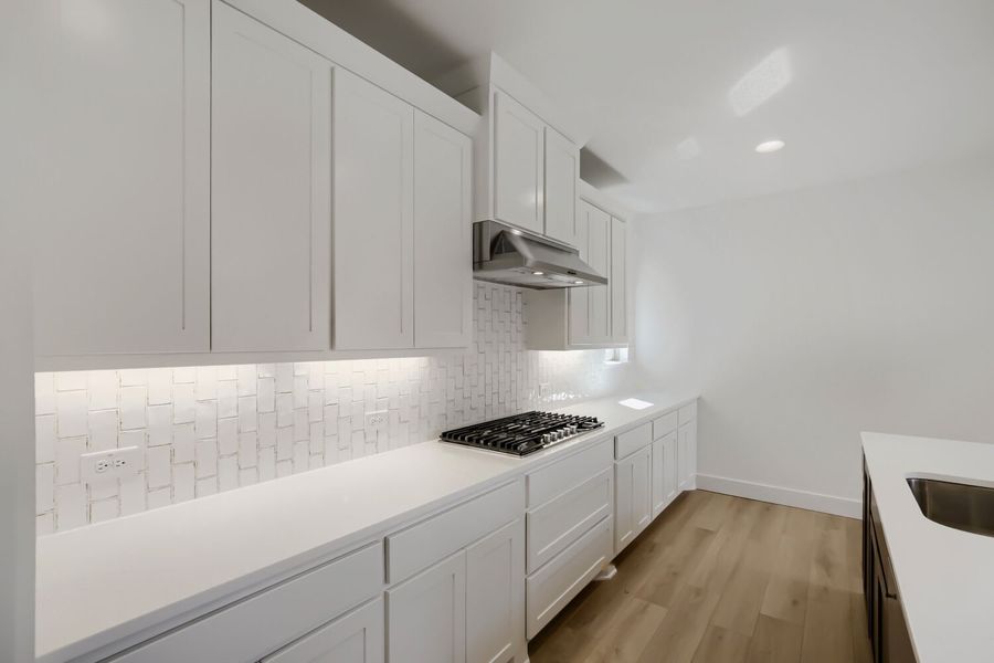 826 Stone Grove - Kitchen 826 Stone Grove - Kitchen