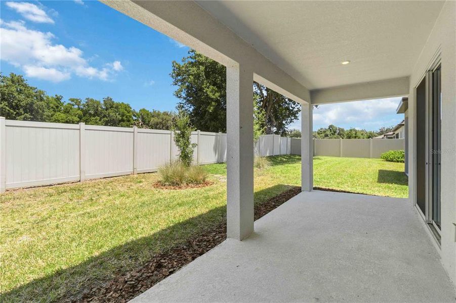 Exterior details and patio area of a home in , Valrico (Image 22).