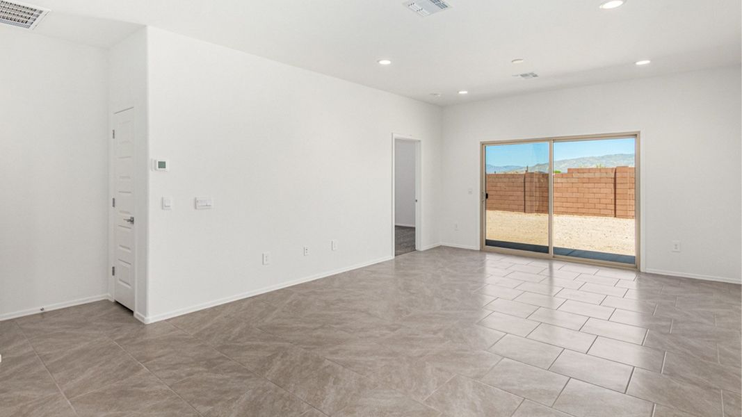 Spacious, unfurnished interior of a new home in Blackhawk, Tucson (Image 16). Spacious, unfurnished interior of a new home in Blackhawk, Tucson (Image 16).
