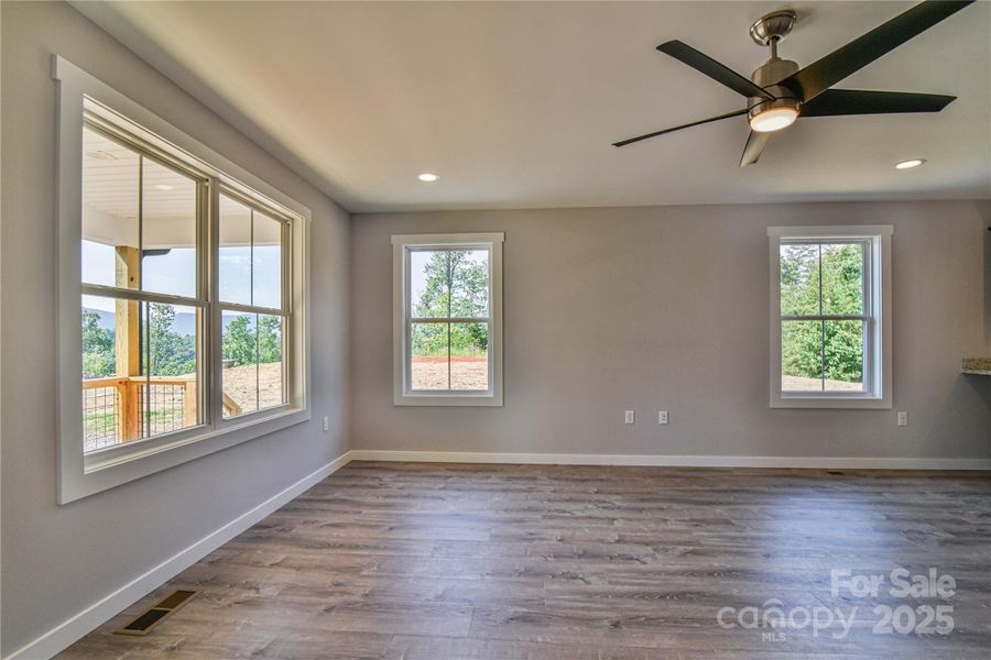 Spacious, unfurnished interior of a new home in , Old Fort (Image 23).