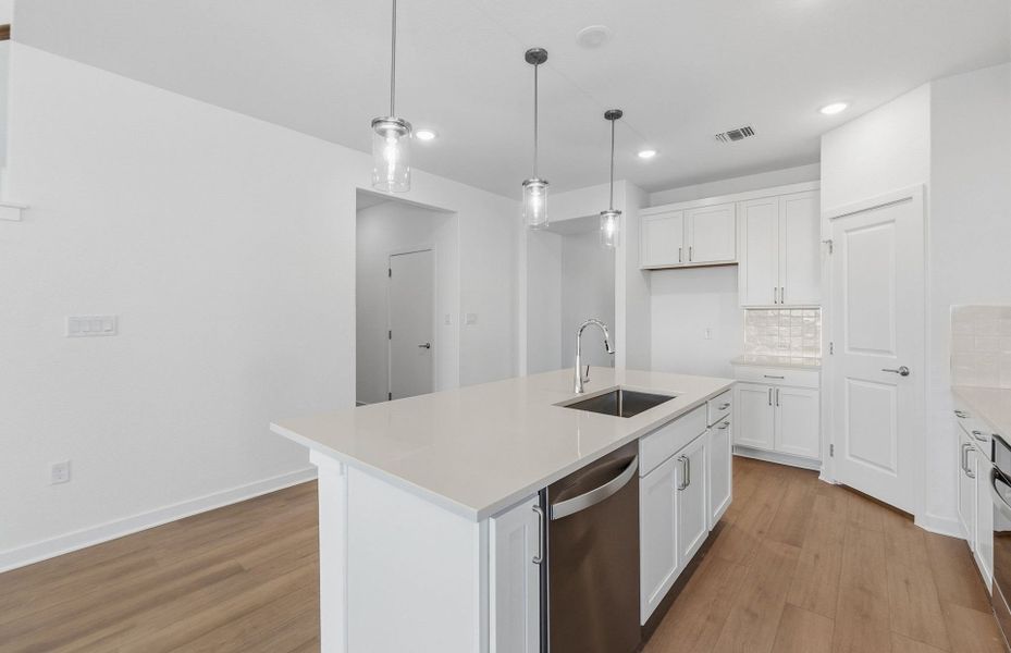 Furnished interior view inside a new home in Kuempel Farms, Pflugerville (Image 10).