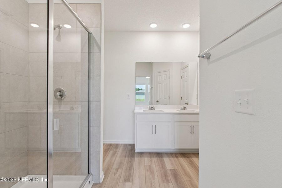 Furnished interior view inside a new home in Panther Creek, Jacksonville (Image 13).