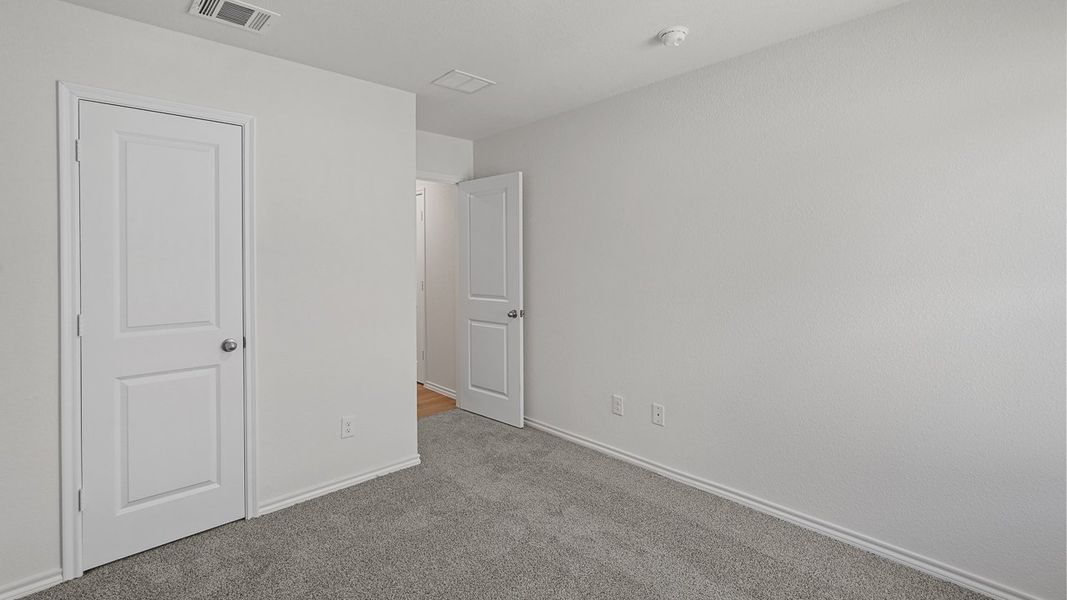 Spacious, unfurnished interior of a new home in Crane Crossing, Crandall (Image 33).