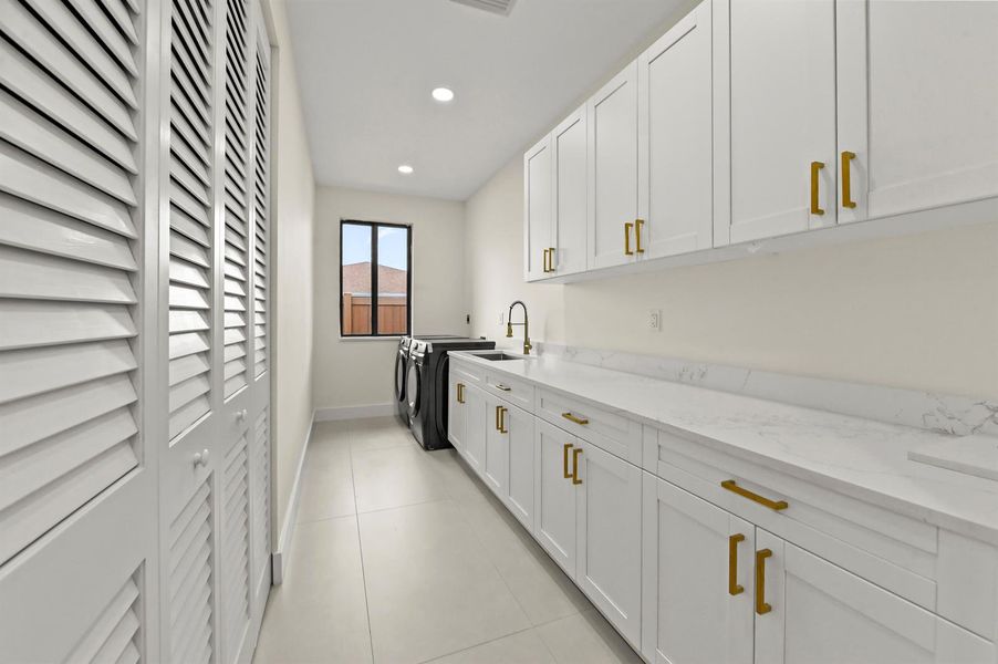 32 Laundry room 01 32 Laundry room 01