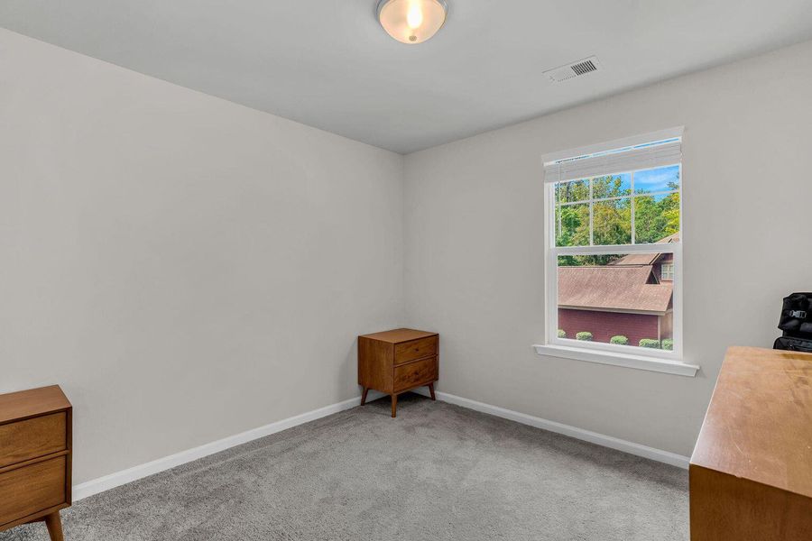 Spacious, unfurnished interior of a new home in , North Charleston (Image 21).
