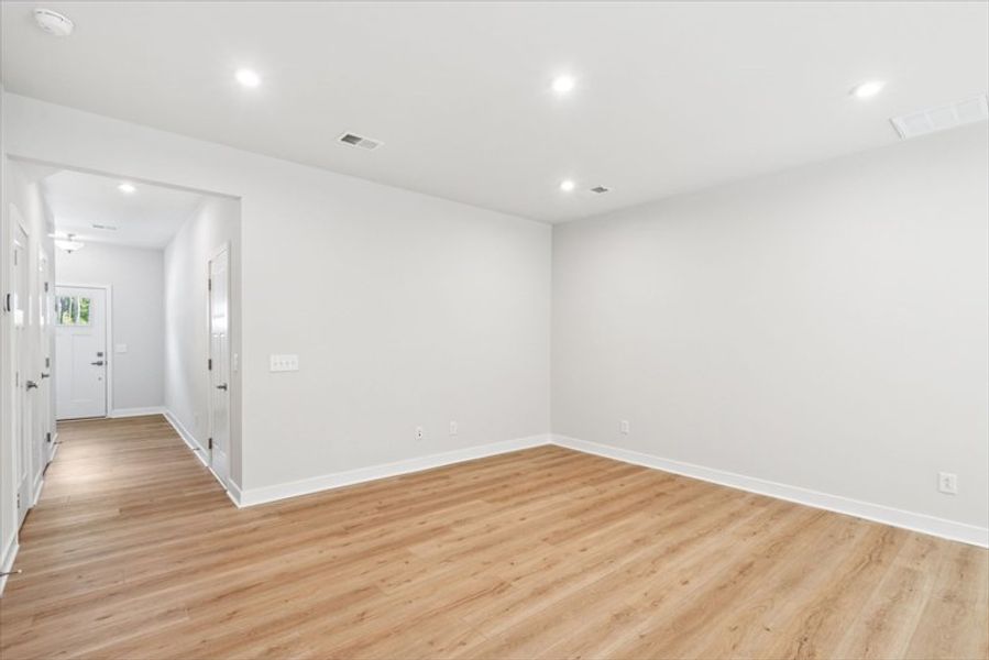 Spacious, unfurnished interior of a new home in Crescent Cove, Summerville (Image 7). Spacious, unfurnished interior of a new home in Crescent Cove, Summerville (Image 7).