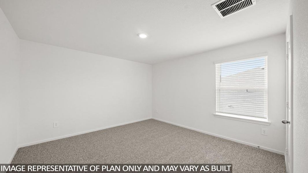 Spacious, unfurnished interior of a new home in Granger Pines, Conroe (Image 15).