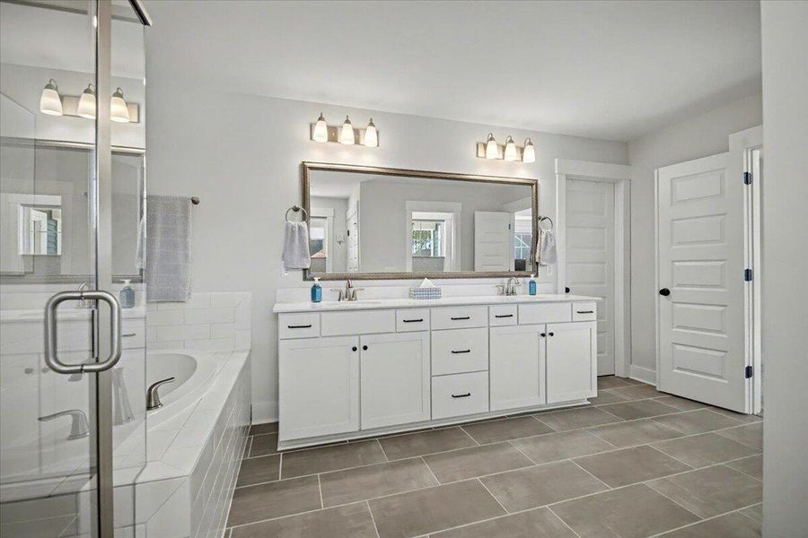 Furnished interior view inside a new home in Hewing Farms, Summerville (Image 39). Furnished interior view inside a new home in Hewing Farms, Summerville (Image 39).