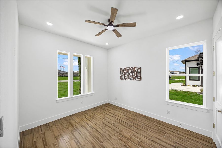 Spacious, unfurnished interior of a new home in , Dayton (Image 23).