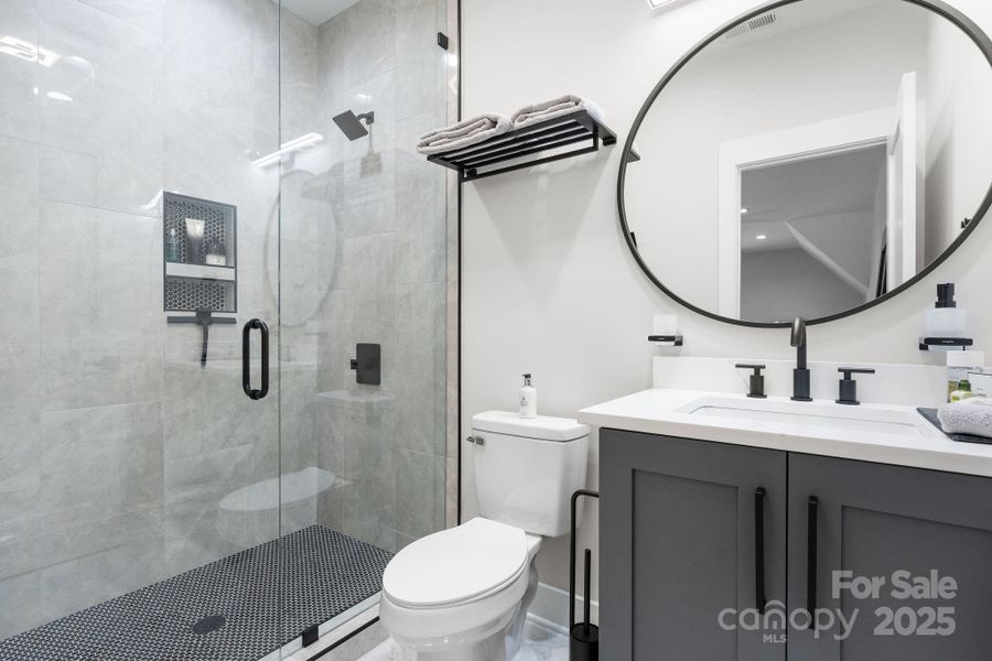 Furnished interior view inside a new home in , Terrell (Image 21).