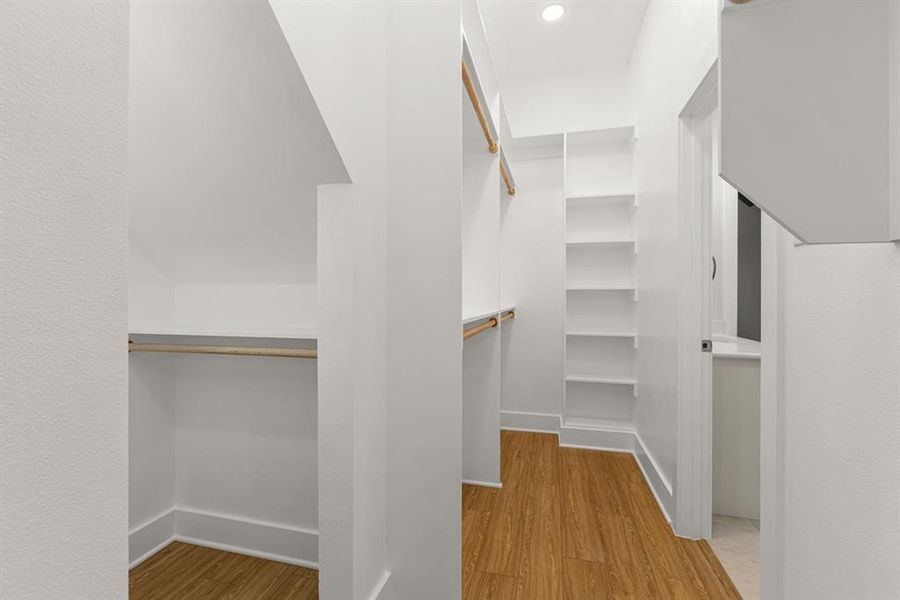 Spacious, unfurnished interior of a new home in , Greenville (Image 22).
