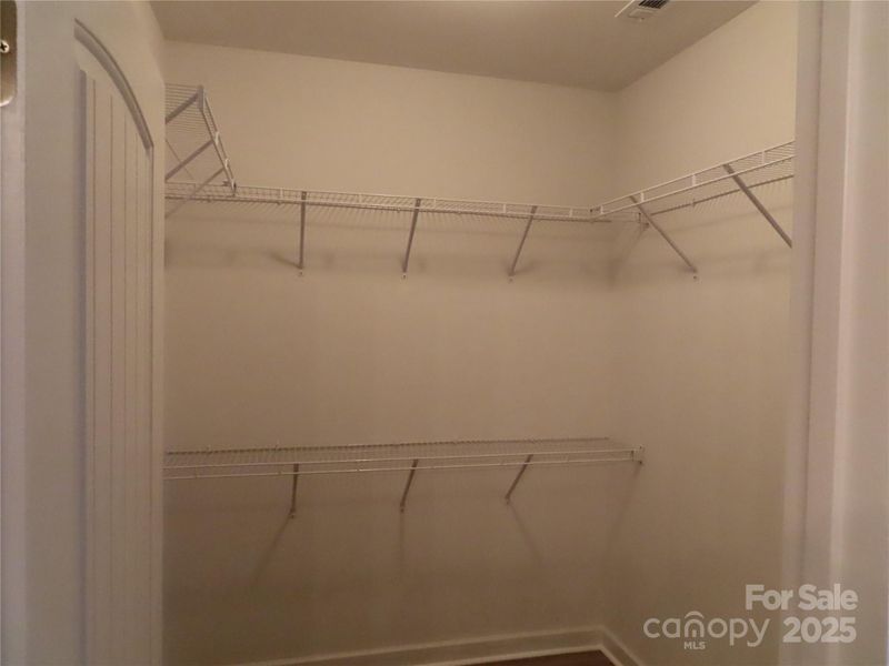 Image 15 of a home in .