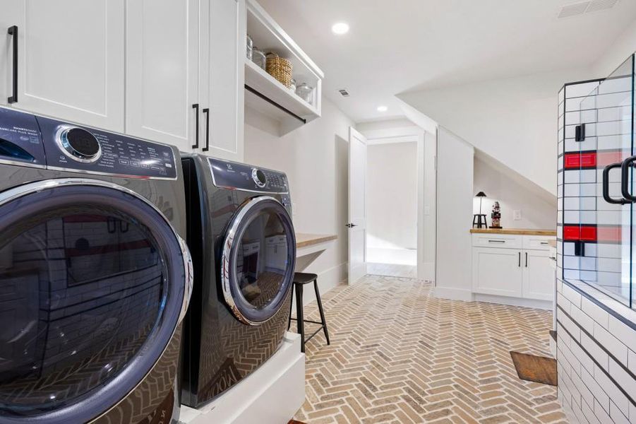 Furnished interior view inside a new home in , Rydal (Image 71).