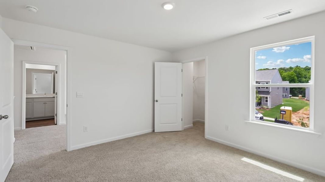 Representative unfurnished interior of a home built from the Manning by D.R. Horton in Laurel Oaks, Sanford (Image 27). Representative unfurnished interior of a home built from the Manning by D.R. Horton in Laurel Oaks, Sanford (Image 27).