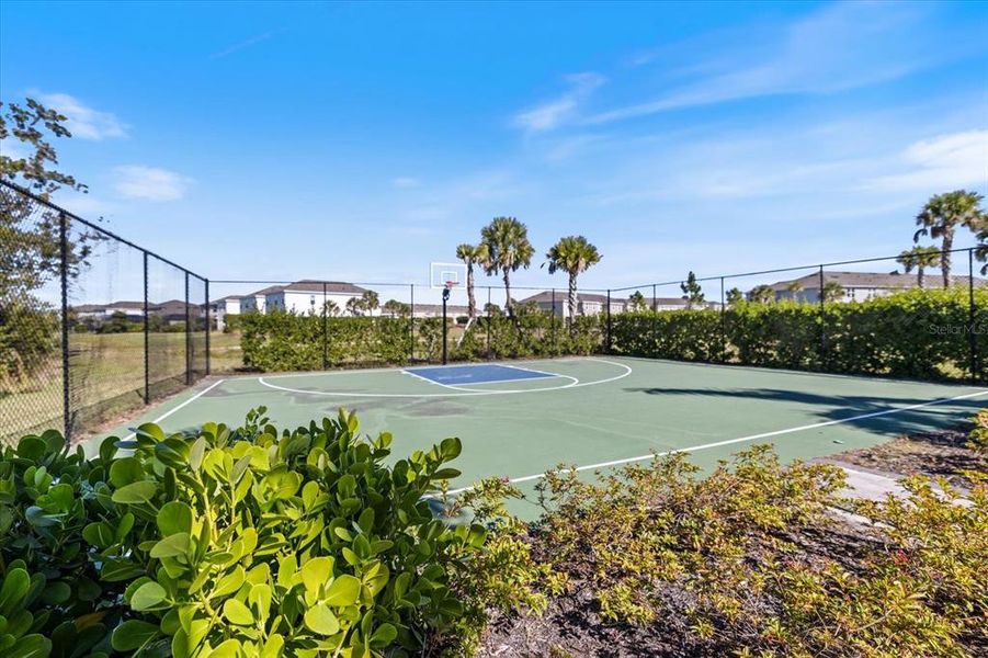 Community amenities in Palmero, Nokomis (Image 34).