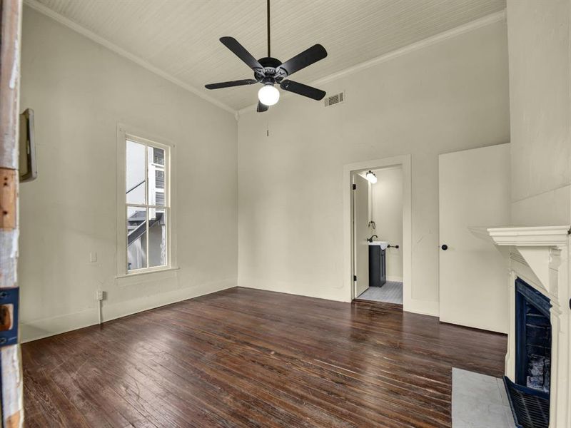 Spacious, unfurnished interior of a new home in , Weatherford (Image 27). Spacious, unfurnished interior of a new home in , Weatherford (Image 27).