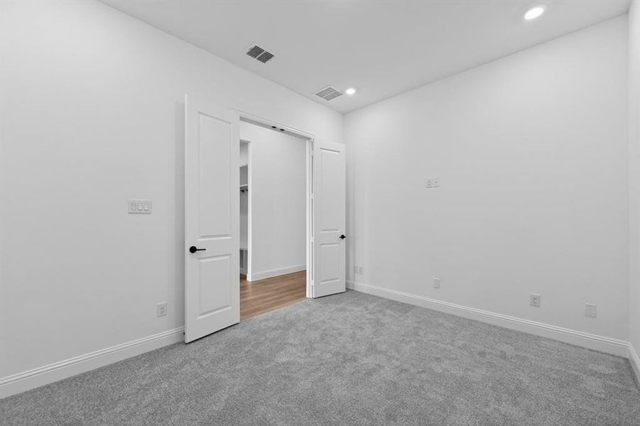 546 Chatham Street ~ Ready Now