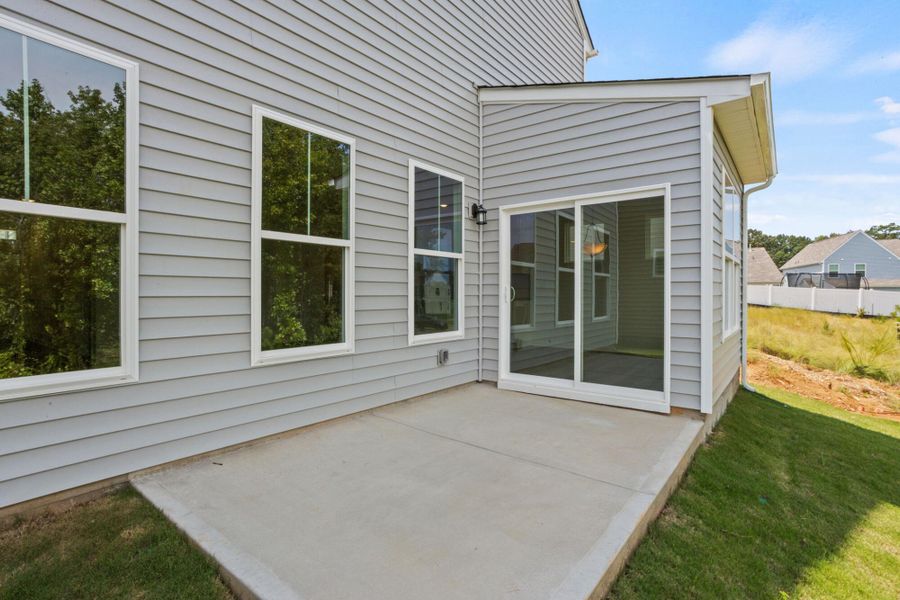 Exterior details and patio area of a home in Harrington, Greenville (Image 4).
