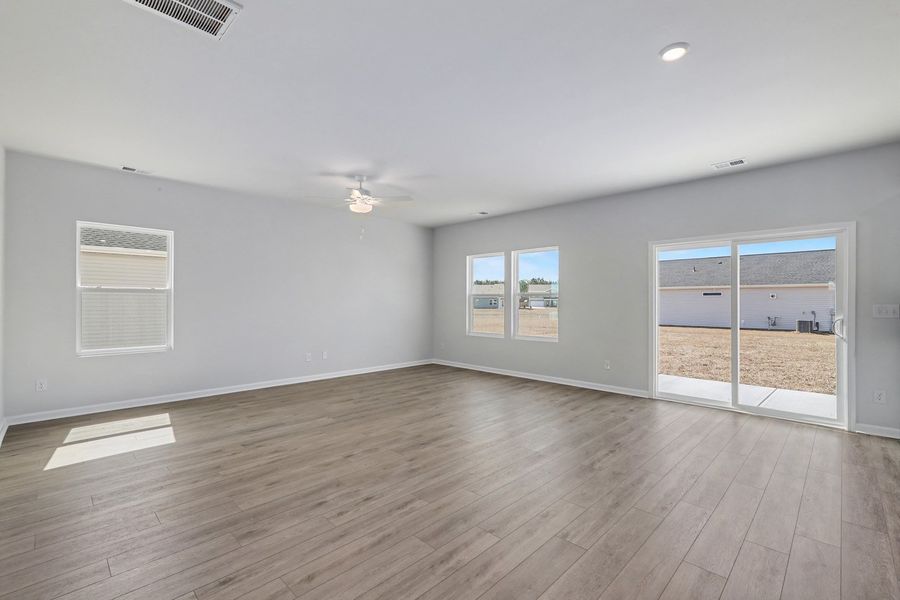 Spacious, unfurnished interior of a new home in Garden Grove, Conway (Image 14).