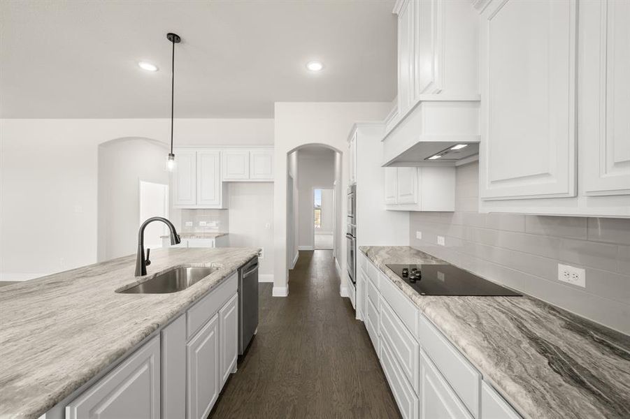 12980 Little Wolf- Kitchen-3 12980 Little Wolf- Kitchen-3