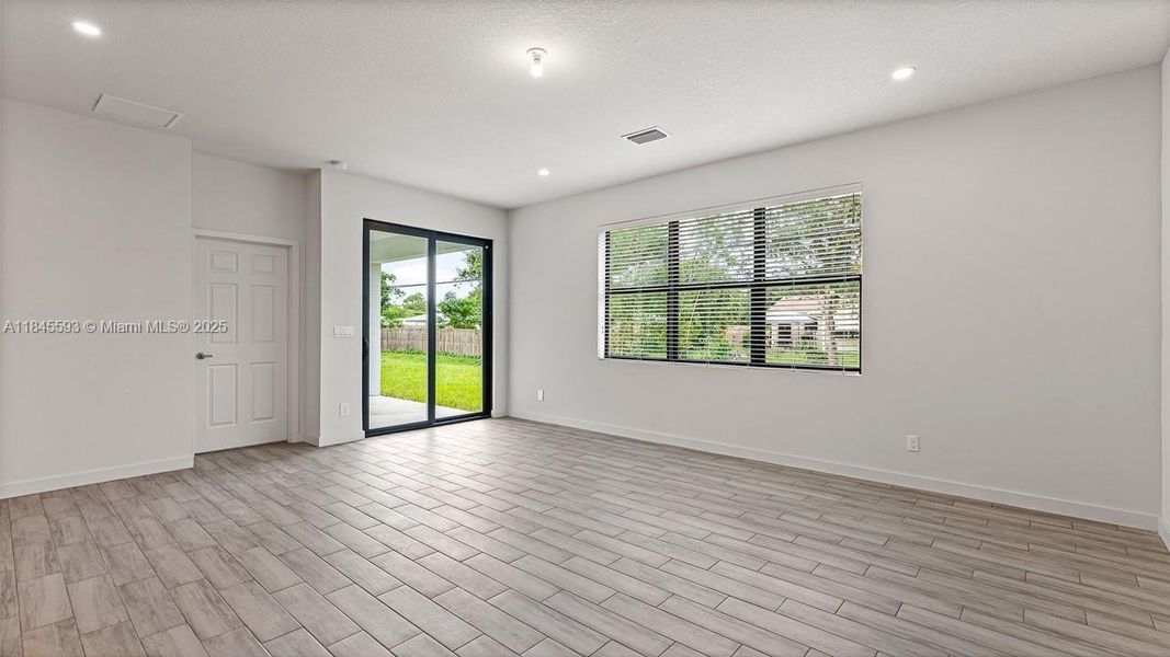 Spacious, unfurnished interior of a new home in , Fort Pierce (Image 22). Spacious, unfurnished interior of a new home in , Fort Pierce (Image 22).