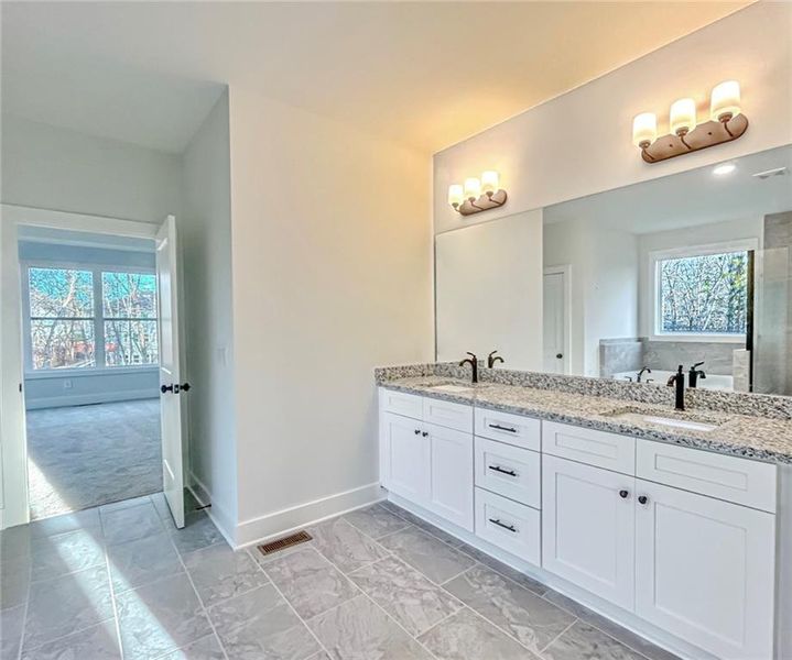 Furnished interior view inside a new home in , Waleska (Image 7).