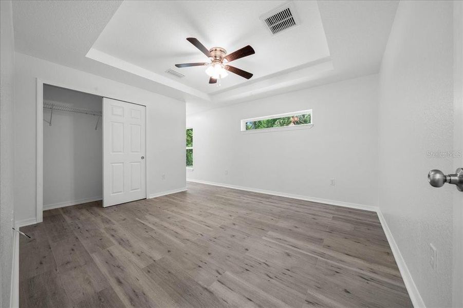 Spacious, unfurnished interior of a new home in , Ocklawaha (Image 39).