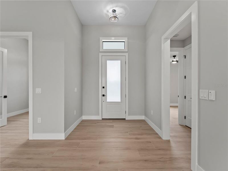 Spacious, unfurnished interior of a new home in , Port Charlotte (Image 59). Spacious, unfurnished interior of a new home in , Port Charlotte (Image 59).