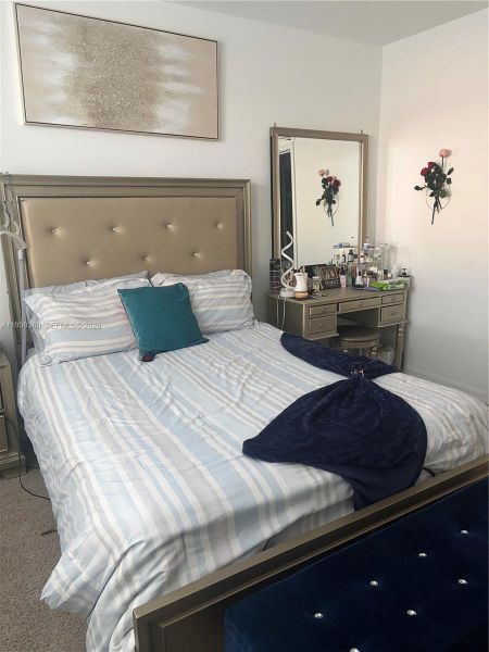 Furnished interior view inside a new home in , Haines City (Image 16).