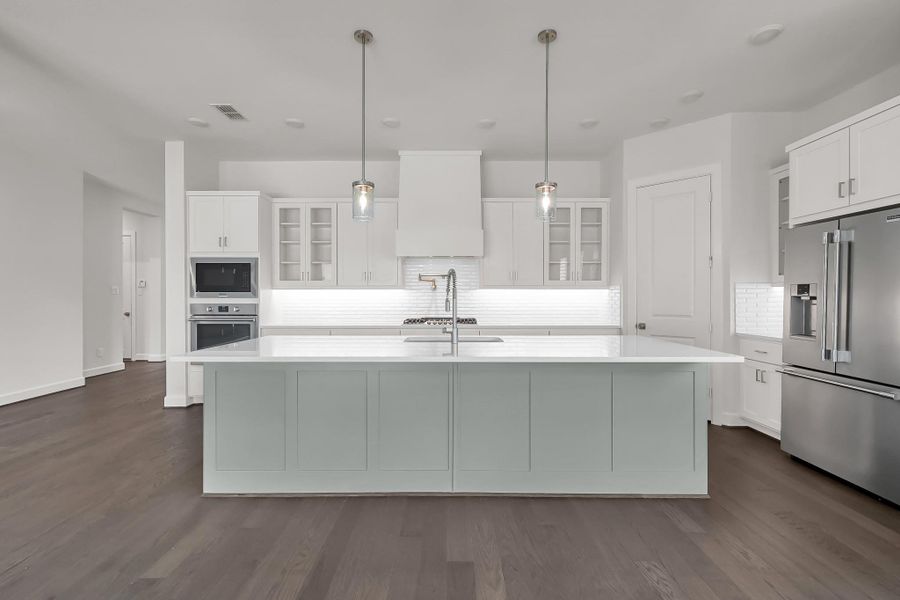 Furnished interior view inside a new home in The Meadows at Imperial Oaks, Conroe (Image 7). Furnished interior view inside a new home in The Meadows at Imperial Oaks, Conroe (Image 7).