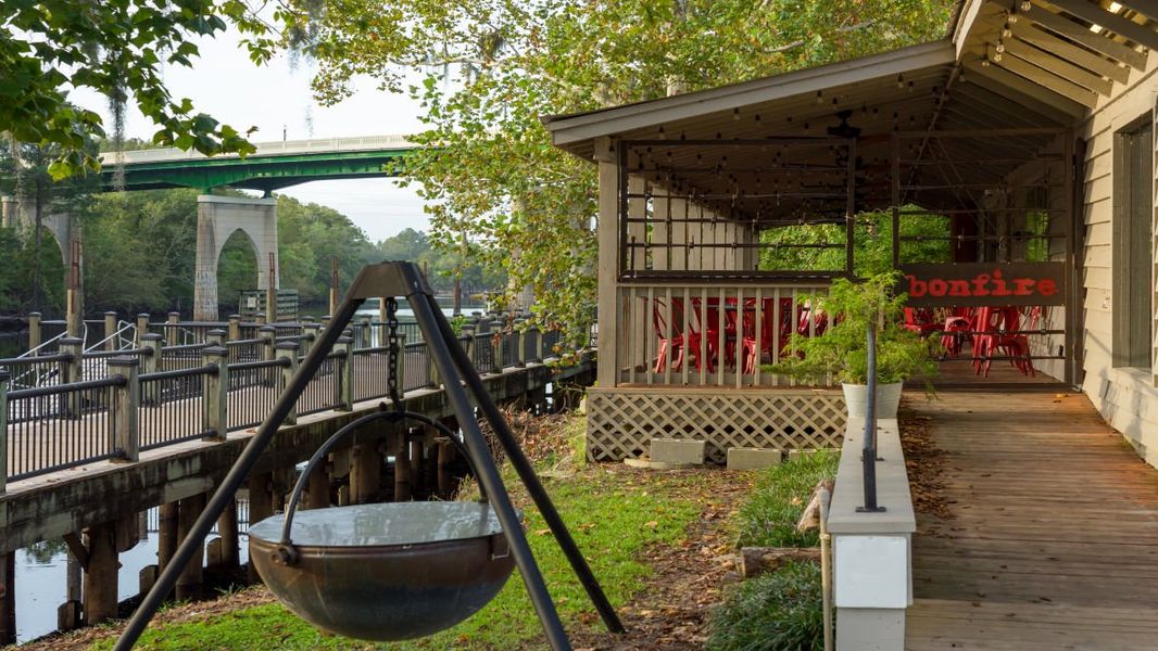 Image 23 of a home in Auberon Woods.