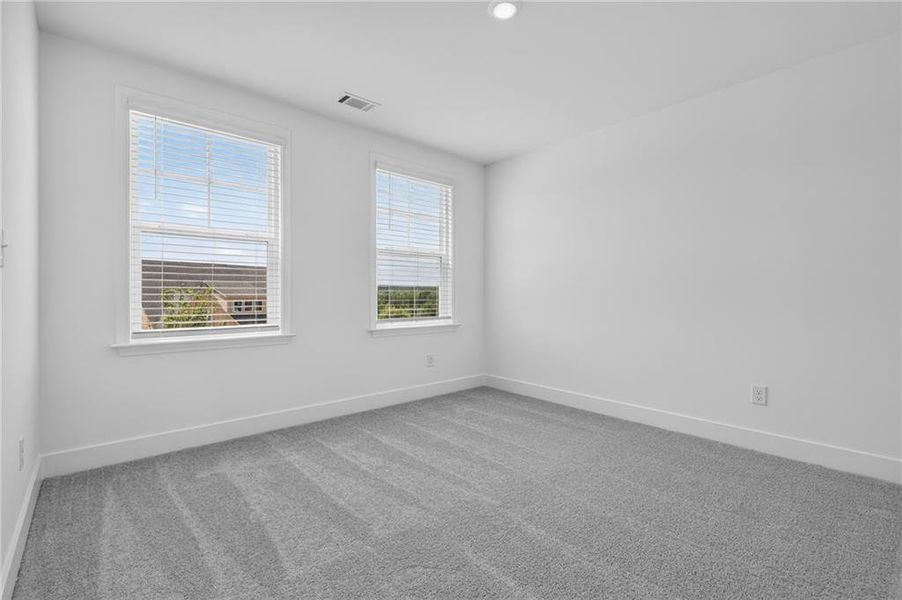 Spacious, unfurnished interior of a new home in Wellington Estates, Madison (Image 25).