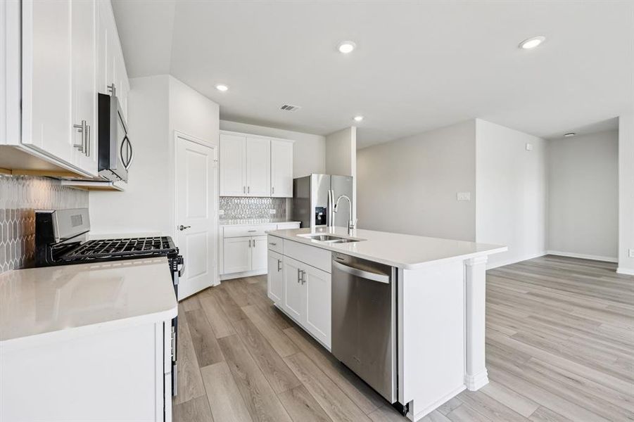 Furnished interior view inside a new home in Trails of Lavon - Signature Series, Lavon (Image 15). Furnished interior view inside a new home in Trails of Lavon - Signature Series, Lavon (Image 15).