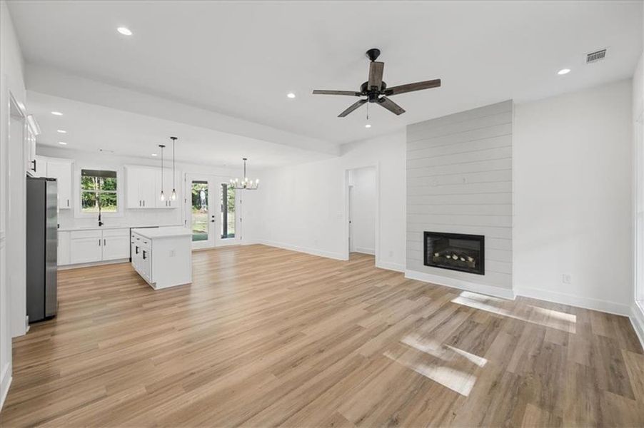 Spacious, unfurnished interior of a new home in , Taylorsville (Image 34).