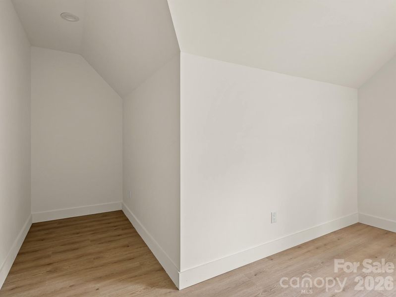 Spacious, unfurnished interior of a new home in , Leicester (Image 28).