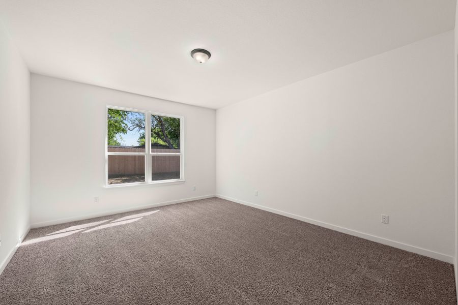 Spacious, unfurnished interior of a new home in Adaline Crossing, McGregor (Image 10).