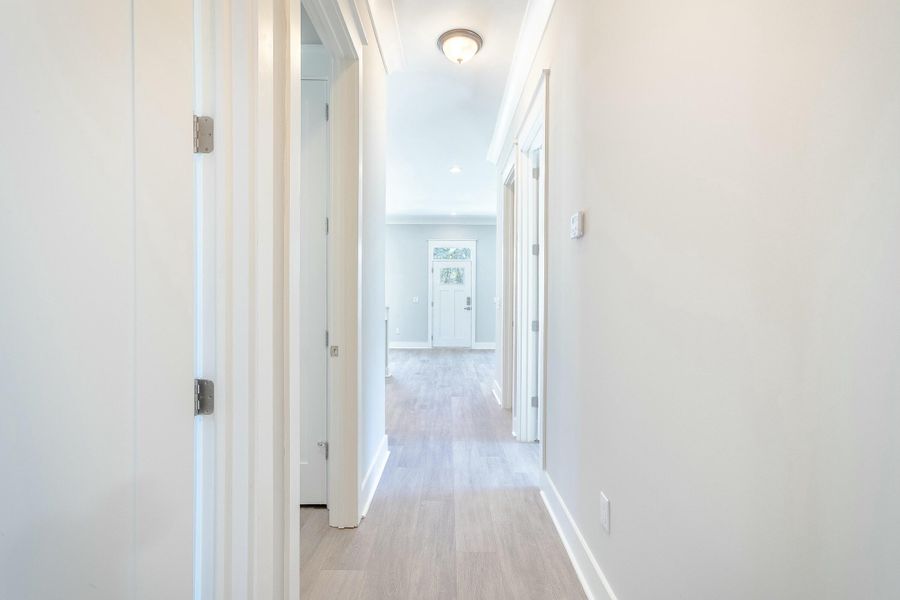 Spacious, unfurnished interior of a new home in , Summerton (Image 13).