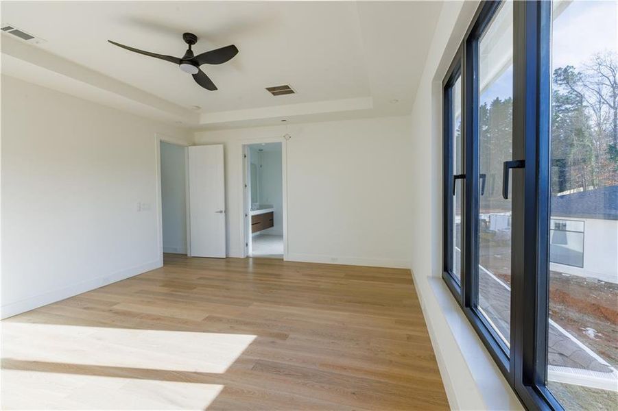 Spacious, unfurnished interior of a new home in , Suwanee (Image 81).
