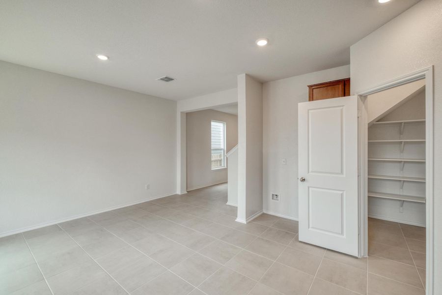 Spacious, unfurnished interior of a new home in Sonterra - Cool Water, Jarrell (Image 28). Spacious, unfurnished interior of a new home in Sonterra - Cool Water, Jarrell (Image 28).