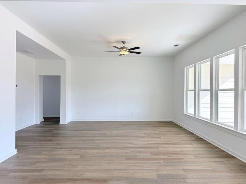 Spacious, unfurnished interior of a new home in Westlyn, Winder (Image 11). Spacious, unfurnished interior of a new home in Westlyn, Winder (Image 11).