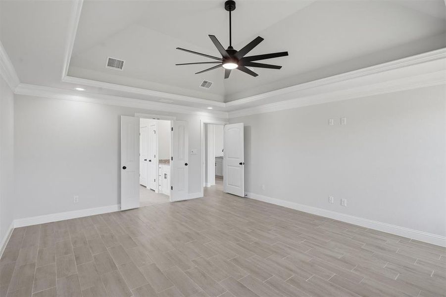 Spacious, unfurnished interior of a new home in , Weatherford (Image 28). Spacious, unfurnished interior of a new home in , Weatherford (Image 28).