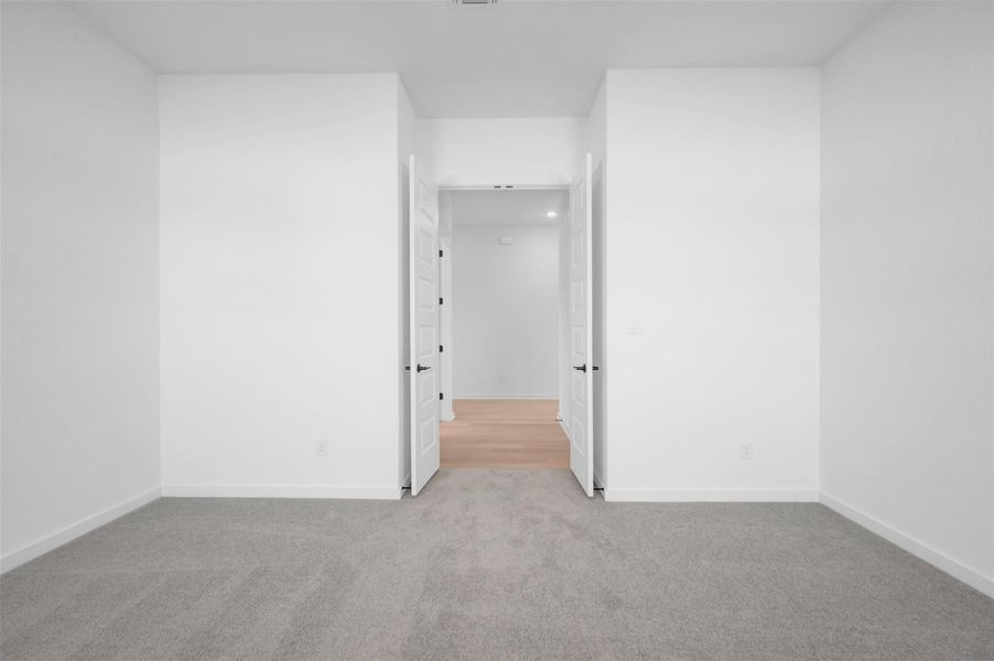 Spacious, unfurnished interior of a new home in Heritage, Dripping Springs (Image 35).