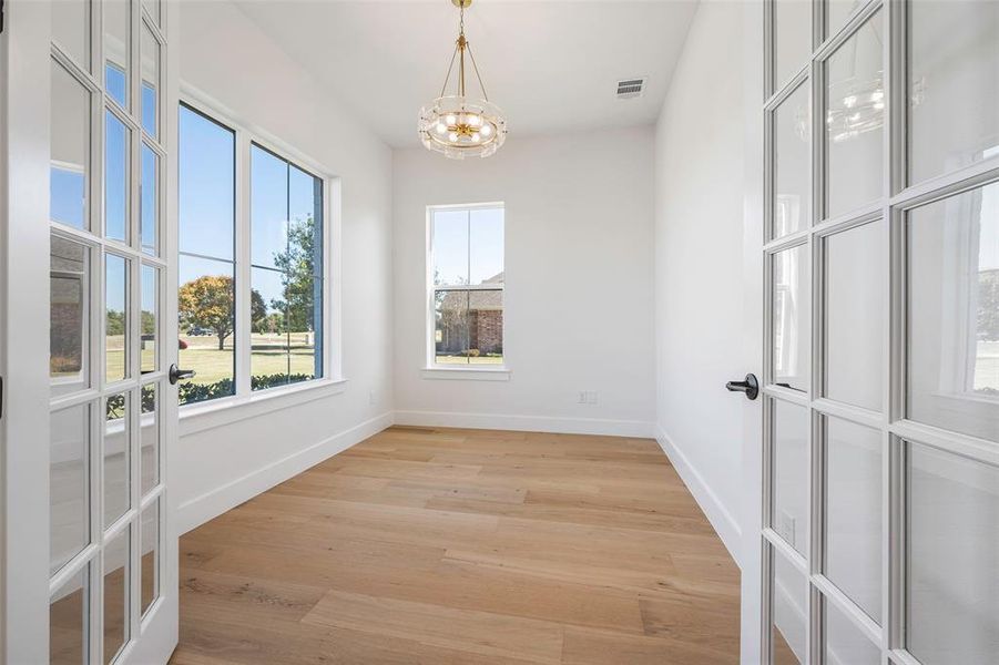 Spacious, unfurnished interior of a new home in , McKinney (Image 34). Spacious, unfurnished interior of a new home in , McKinney (Image 34).