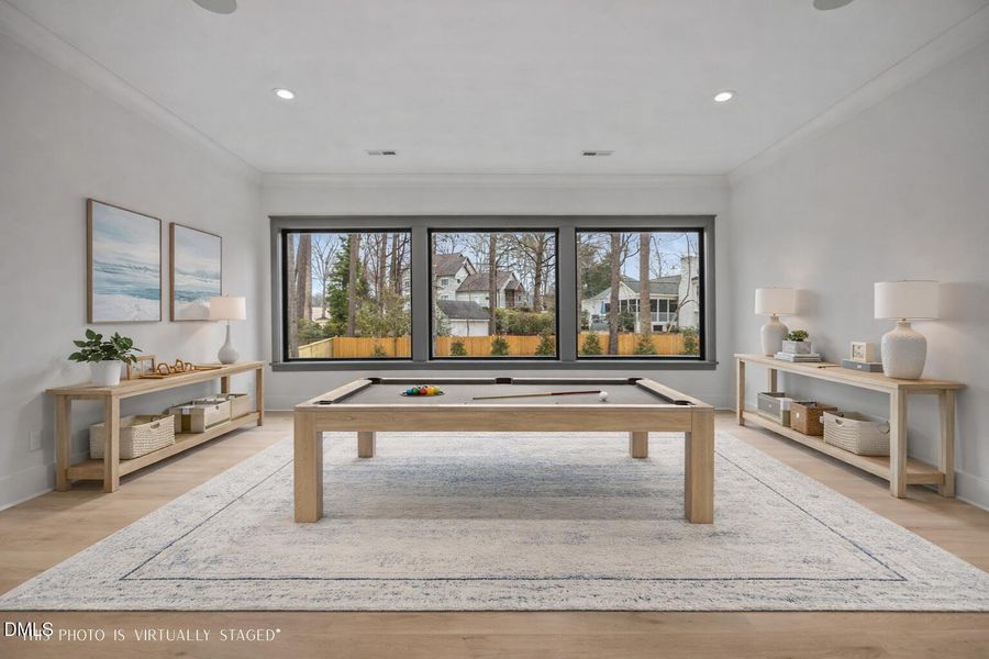 Upstairs Bedroom (5)