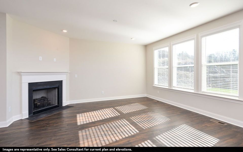 Spacious, unfurnished interior of a new home in The Retreat at Norman Farm, Hendersonville (Image 16).
