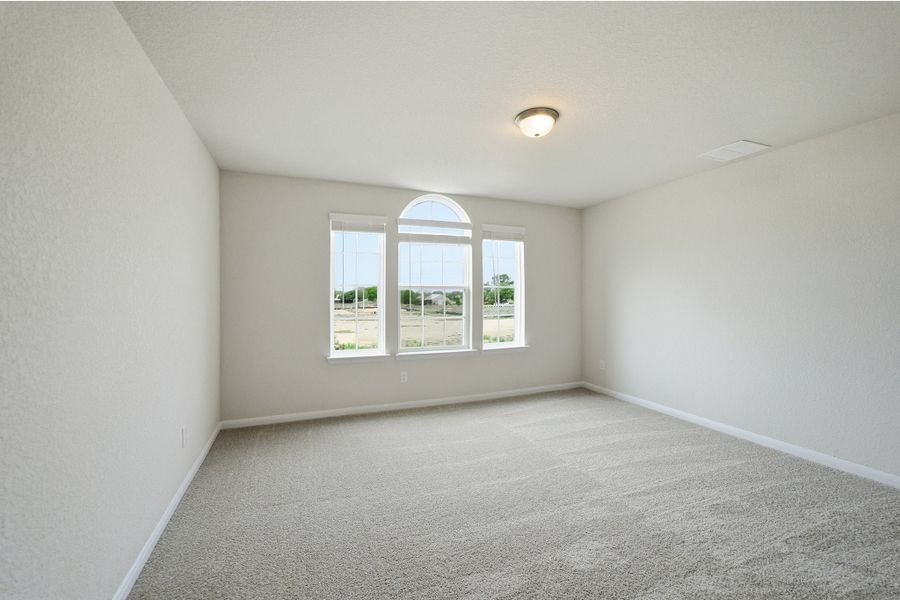 Spacious, unfurnished interior of a new home in Megan's Landing, Castroville (Image 22).